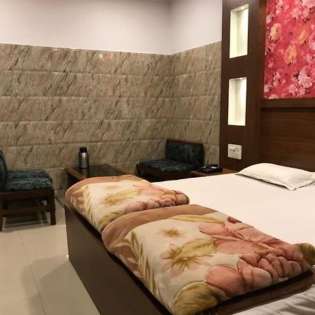 Hotel Natraj Bulandshahr Εξωτερικό φωτογραφία