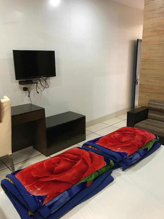 Hotel Natraj Bulandshahr Εξωτερικό φωτογραφία