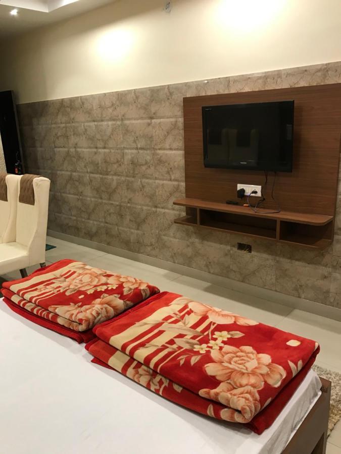 Hotel Natraj Bulandshahr Εξωτερικό φωτογραφία