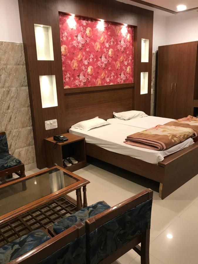 Hotel Natraj Bulandshahr Εξωτερικό φωτογραφία