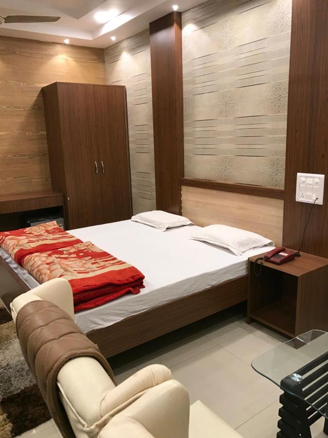 Hotel Natraj Bulandshahr Εξωτερικό φωτογραφία